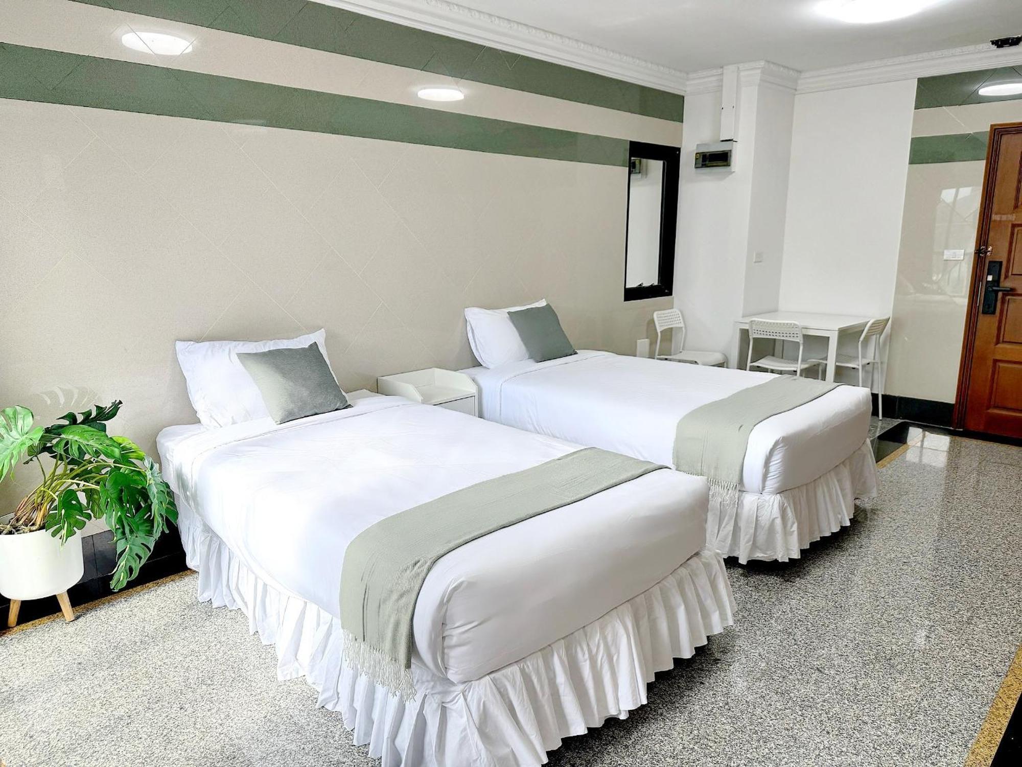 Center Bangkok Suite Next To Platinum Mall Buitenkant foto
